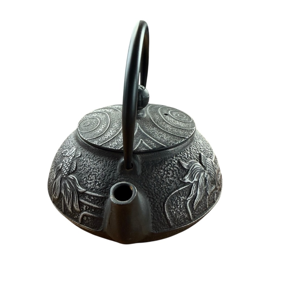 BLACK CAST IRON KOI FISH TEAPOT WITH INFUSER - Picture 5 of 9